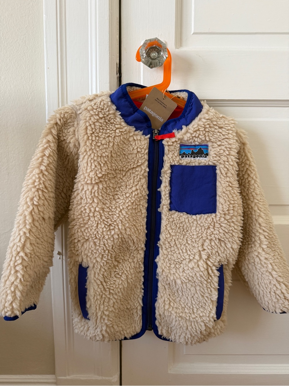 Patagonia Kids 5T Retro Cream Sherpa Fleece Jacket with Blue Trim - NWT!